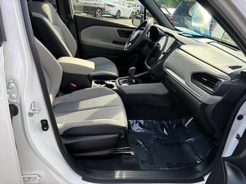 Used 2025 Subaru Forester Premium AWD/4WD image 19