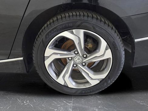 Used 2018 Honda Accord EX-L image 34