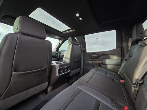 Used 2022 GMC Sierra 1500 Denali w/ Denali Reserve Package image 27