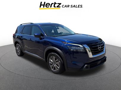 Used 2025 Nissan Pathfinder SV