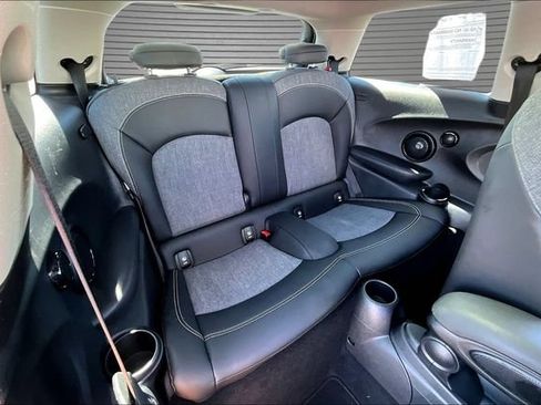 Used 2022 MINI Cooper SE FWD image 23