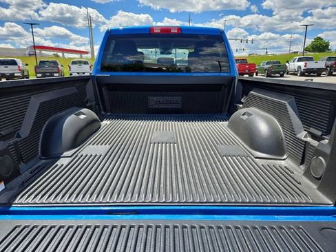 Used 2024 RAM 1500 Classic SLT AWD/4WD image 32