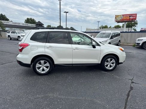 Used 2015 Subaru Forester 2.5i Limited AWD/4WD image 5