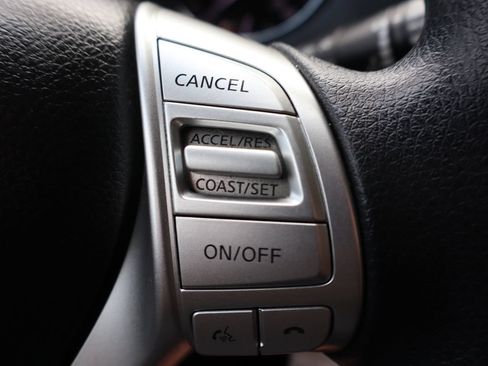 Used 2016 Nissan Rogue S AWD/4WD image 29