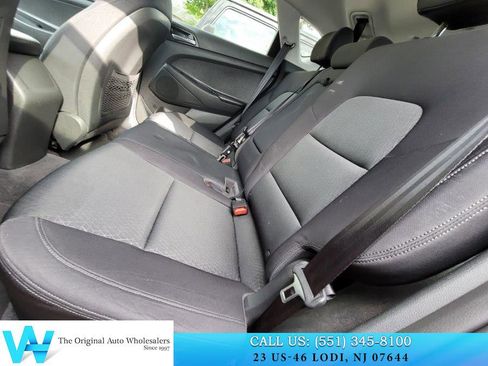 Used 2016 Hyundai Tucson SE w/ Option Group 02 AWD/4WD image 13
