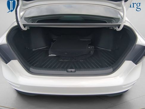 Certified 2025 Honda Accord LX image 10