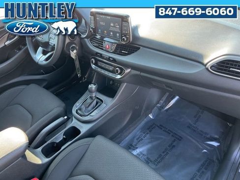 Used 2020 Hyundai Elantra GT image 10