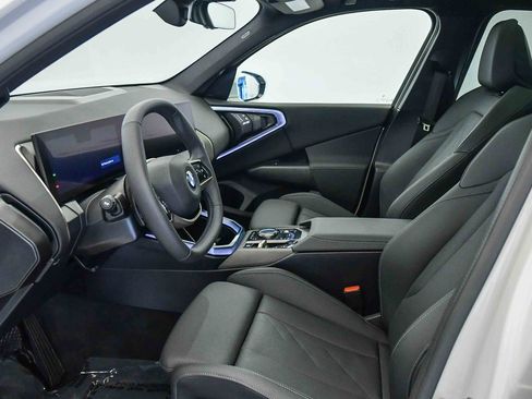 Used 2025 BMW X3 xDrive30i w/ Convenience Package image 18