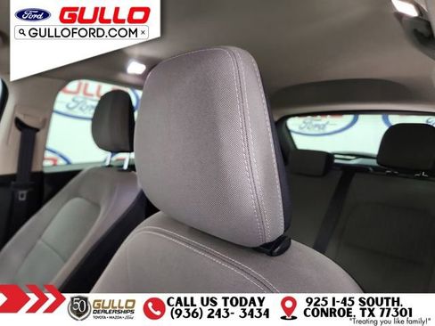 Used 2020 Ford Escape S image 17