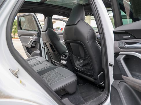 Used 2025 Audi SQ5 Premium Plus AWD/4WD image 42