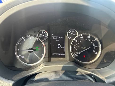 Used 2021 Lexus GX 460 Premium w/ Premium Package AWD/4WD image 11