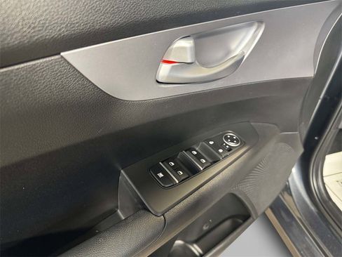 Certified 2023 Kia Forte LXS image 14