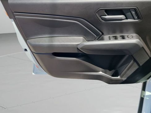 New 2026 Chevrolet Colorado W/T w/ WT Custom Package RWD image 18