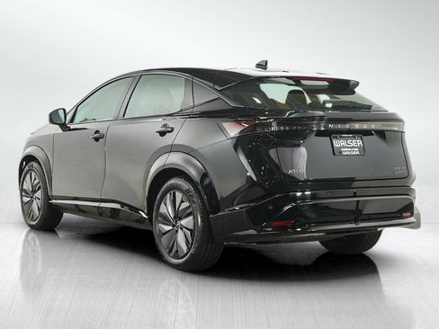 Used 2024 Nissan Ariya AWD image 3