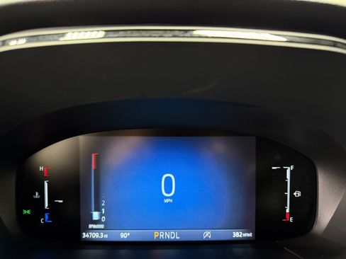 Certified 2025 Ford Escape ST-Line Select AWD/4WD image 19