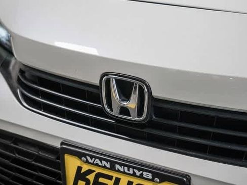 Used 2022 Honda Civic Sport image 8