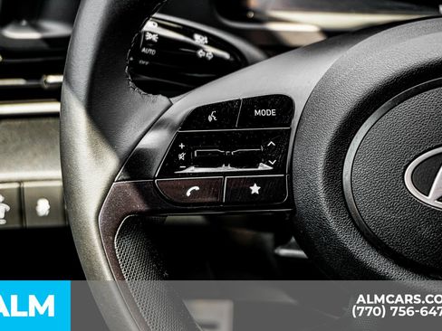 Used 2025 Hyundai Elantra Sport image 30