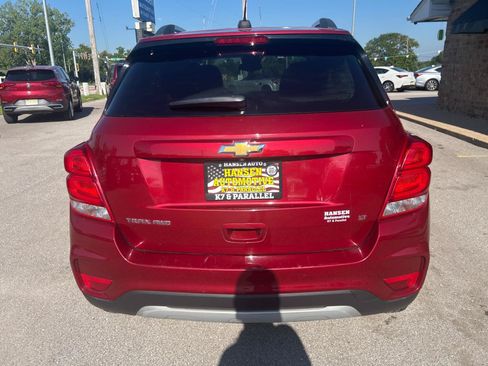 Used 2019 Chevrolet Trax LT w/ LT Convenience Package AWD/4WD image 6