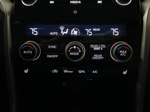 Used 2021 Subaru Ascent Limited w/ Popular Package #2A image 15