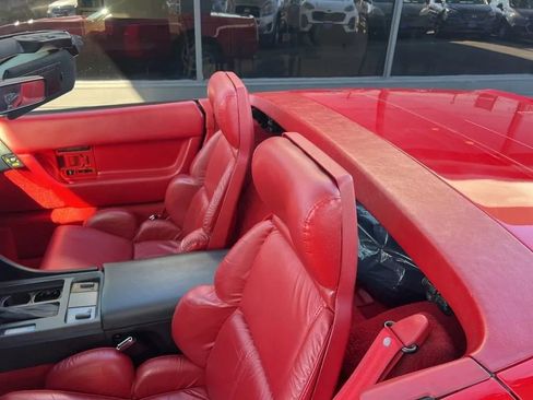 Used 1991 Chevrolet Corvette Convertible image 20