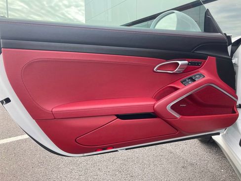 Certified 2019 Porsche 911 Targa 4 GTS image 6