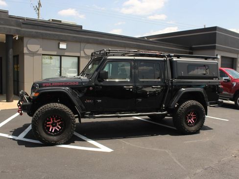 Used 2020 Jeep Gladiator Rubicon AWD/4WD image 2