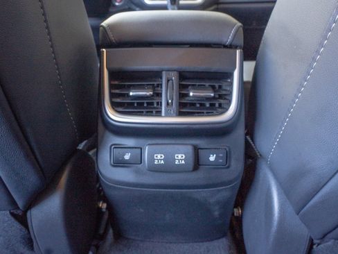 Used 2022 Subaru Outback Limited XT image 19