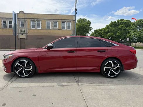 Used 2019 Honda Accord Sport image 8