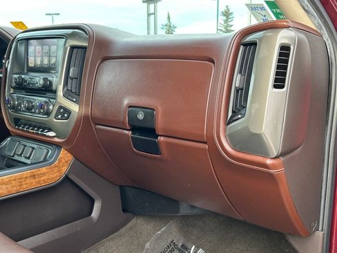 Used 2016 Chevrolet Silverado 2500 High Country w/ Duramax Plus Package image 29