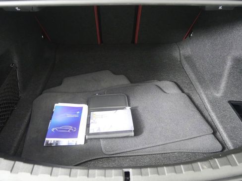 Certified 2025 BMW 330i Sedan image 17