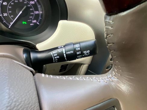 Used 2013 Lexus GX 460 Premium image 26