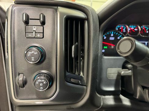 Used 2017 Chevrolet Silverado 1500 LT w/ All Star Edition AWD/4WD image 24