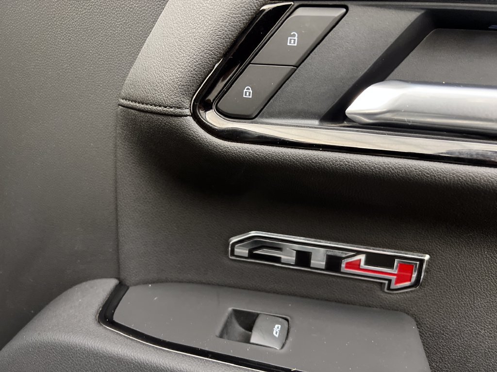 Used 2025 GMC Sierra 1500 AT4 AWD/4WD image 35