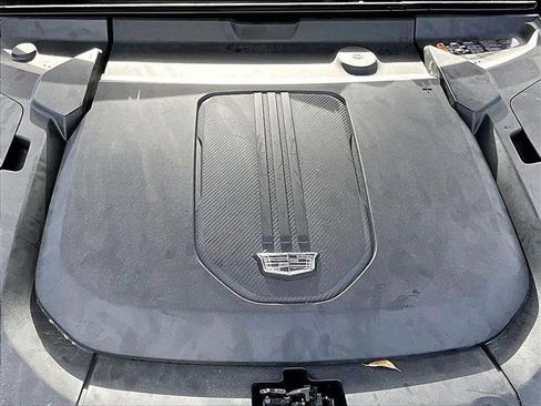 Used 2024 Cadillac Lyriq Tech w/ Driver Assist Package image 10