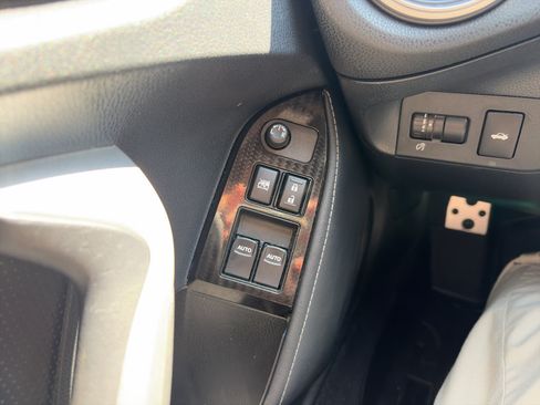 Used 2018 Toyota 86 RWD image 17