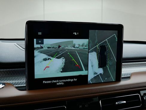 Used 2021 Lincoln Aviator Grand Touring w/ Equipment Group 301A image 27