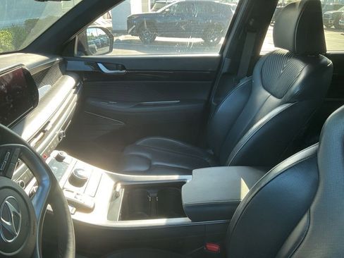 Used 2024 Hyundai Palisade Calligraphy image 12