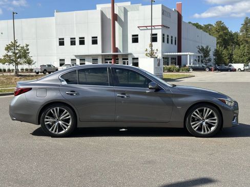Used 2018 INFINITI Q50 Luxe w/ Essential Package (3.0T Luxe) image 8