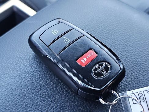 Certified 2025 Toyota Tacoma TRD Sport image 35