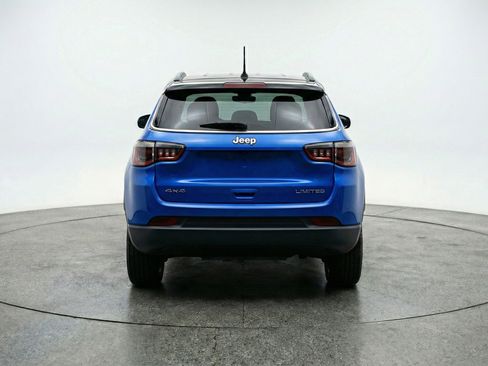 Used 2025 Jeep Compass Limited AWD/4WD image 7