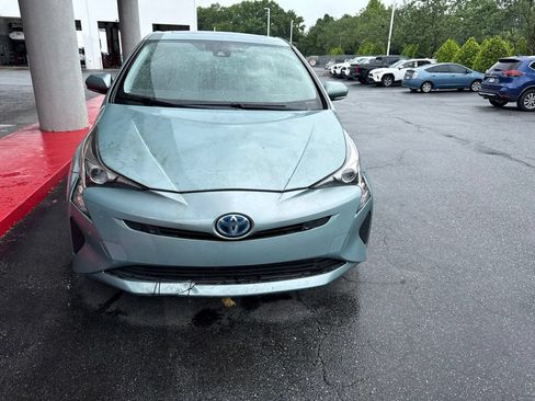 Used 2018 Toyota Prius Three w/ Advanced Technology Package FWD image 2