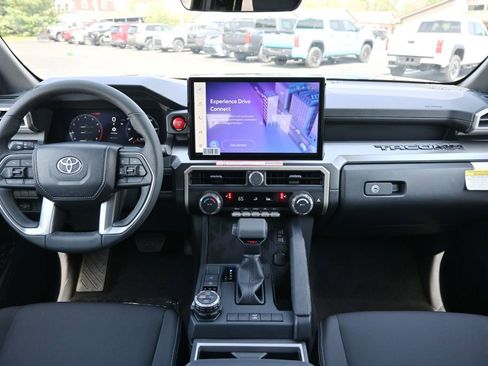 New 2026 Toyota Tacoma TRD Off-Road AWD/4WD image 15