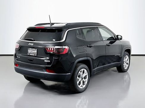 New 2026 Jeep Compass Latitude image 7