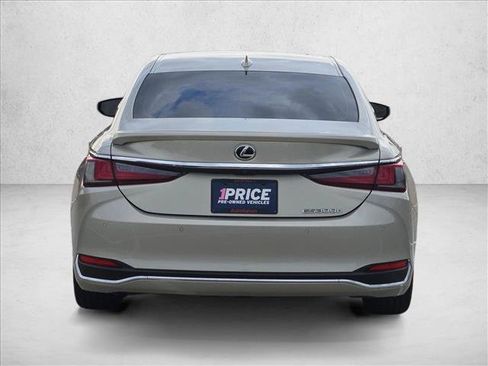 Used 2023 Lexus ES 300h w/ Premium Package FWD image 7