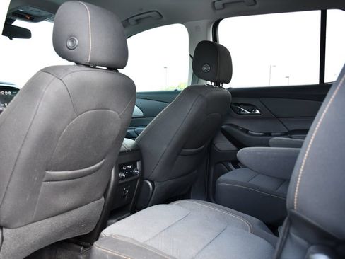 Used 2018 Chevrolet Traverse LT AWD/4WD image 20