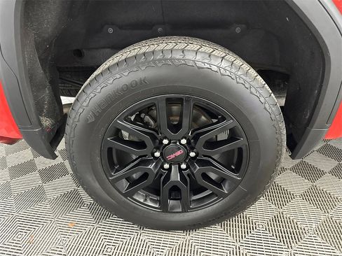 Used 2022 GMC Sierra 1500 Elevation image 18