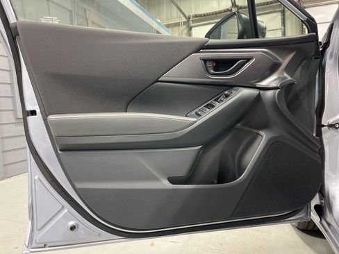 Used 2025 Subaru Impreza 2.0i image 13