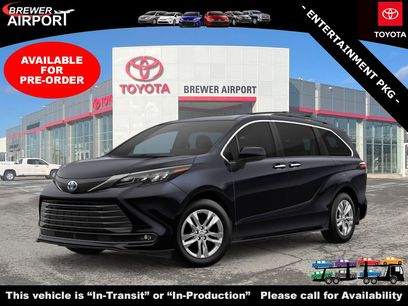 New 2026 Toyota Sienna XLE Woodland Edition