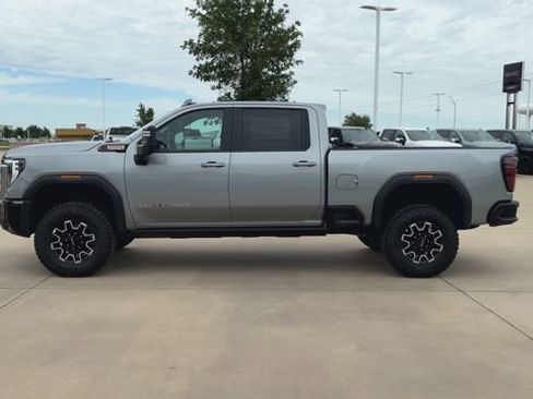 New 2026 GMC Sierra 2500 AT4X AWD/4WD image 5