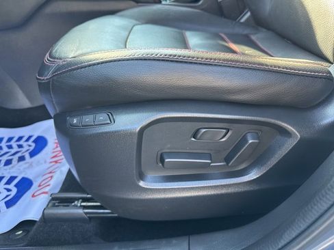 Used 2024 MAZDA CX-5 Carbon Edition image 17